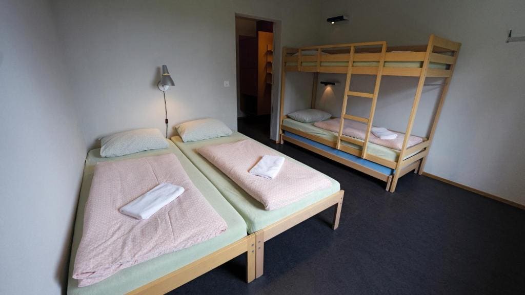 Quadruple Room with Bathroom room - Image 3