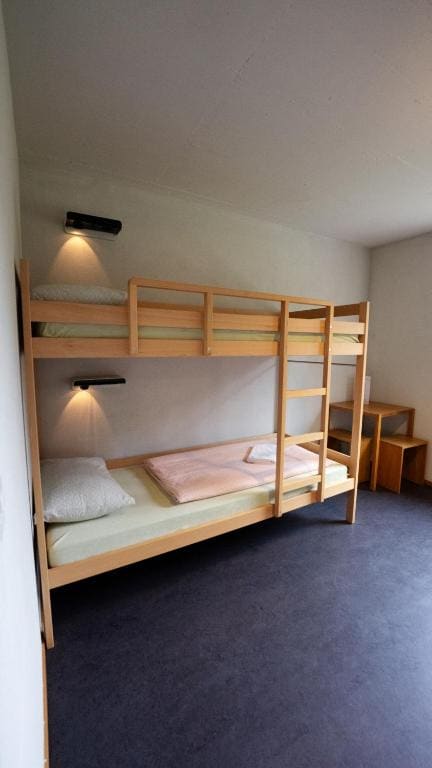 Quadruple Room with Shared Bathroom room - Image 3