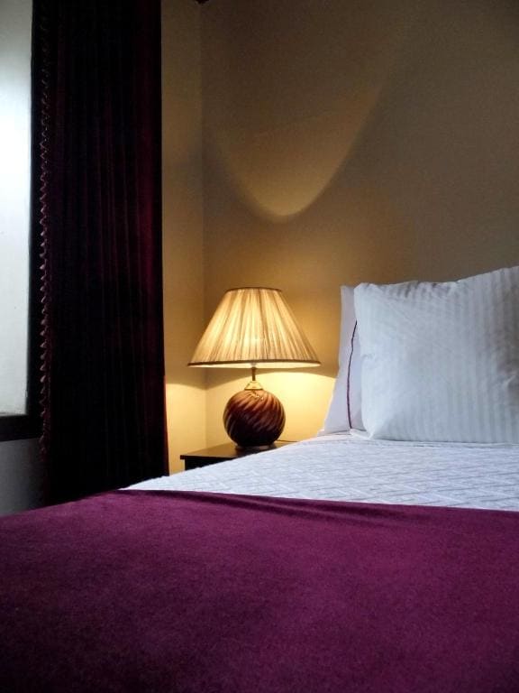 Double Room with Private Bathroom room - Image 2