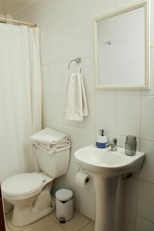 Double Room with Private Bathroom room - Image 1