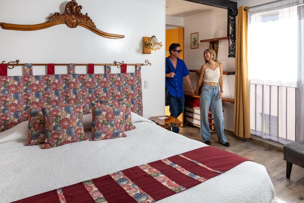 Superior Double or Twin Room with Garden View room - Image 3