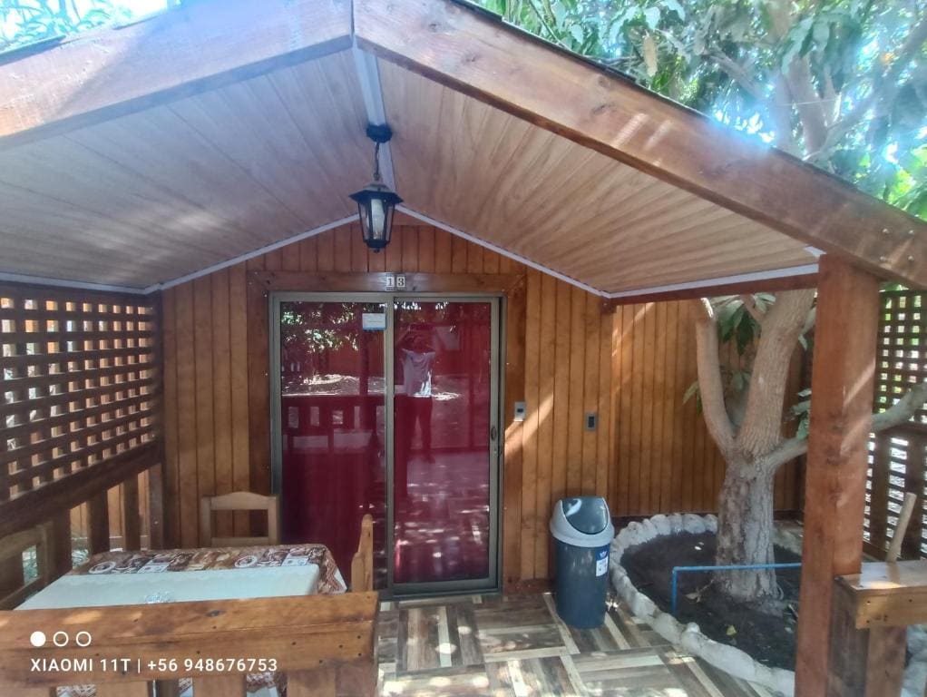 One-Bedroom Cottage room - Image 1