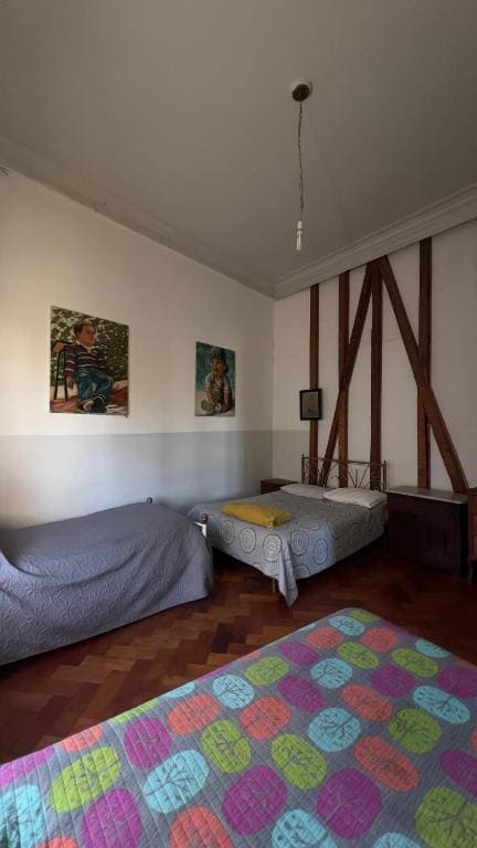 Basic Triple Room with Shared Bathroom room - Image 1