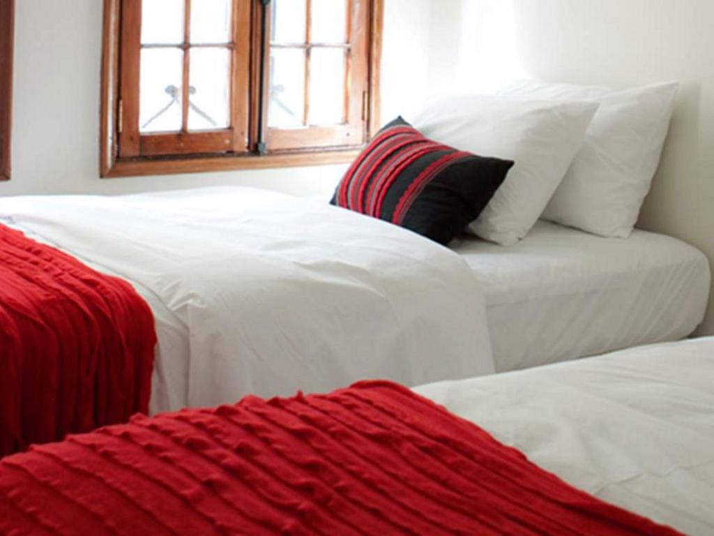 Standard Twin Room room - Image 3