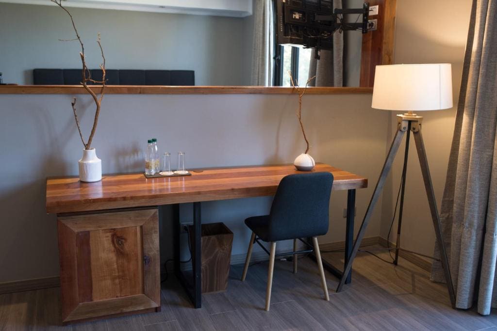Suite - Non-Smoking room - Image 1