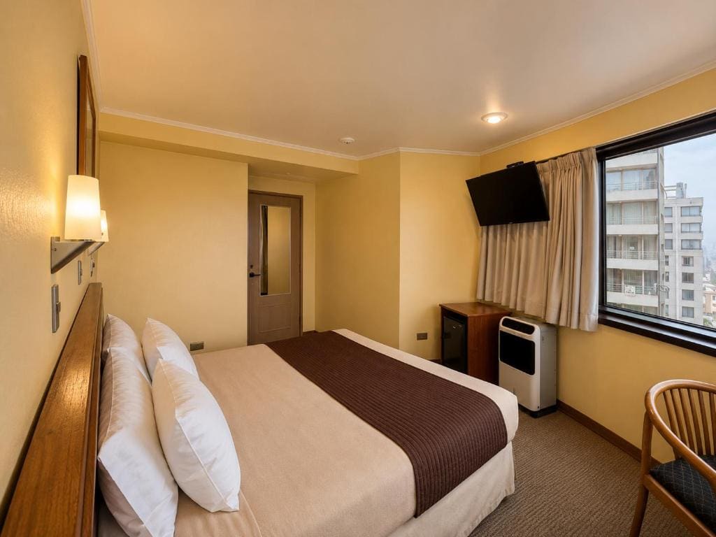 Budget Double Room with Private Bathroom (LRH Express Tower) room - Image 3