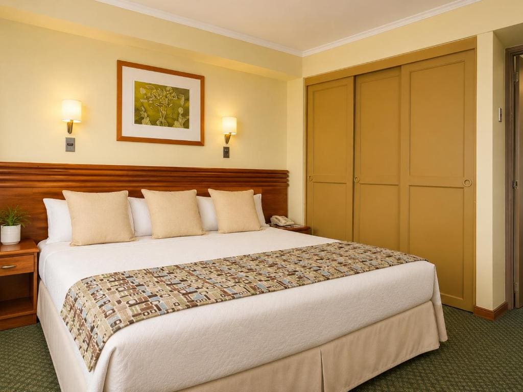 Suite room - Image 3