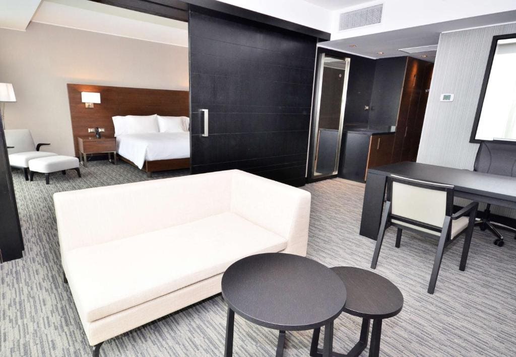 One-Bedroom King Suite room - Image 1