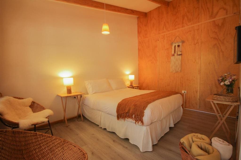 Double Room with Private Bathroom room - Image 3