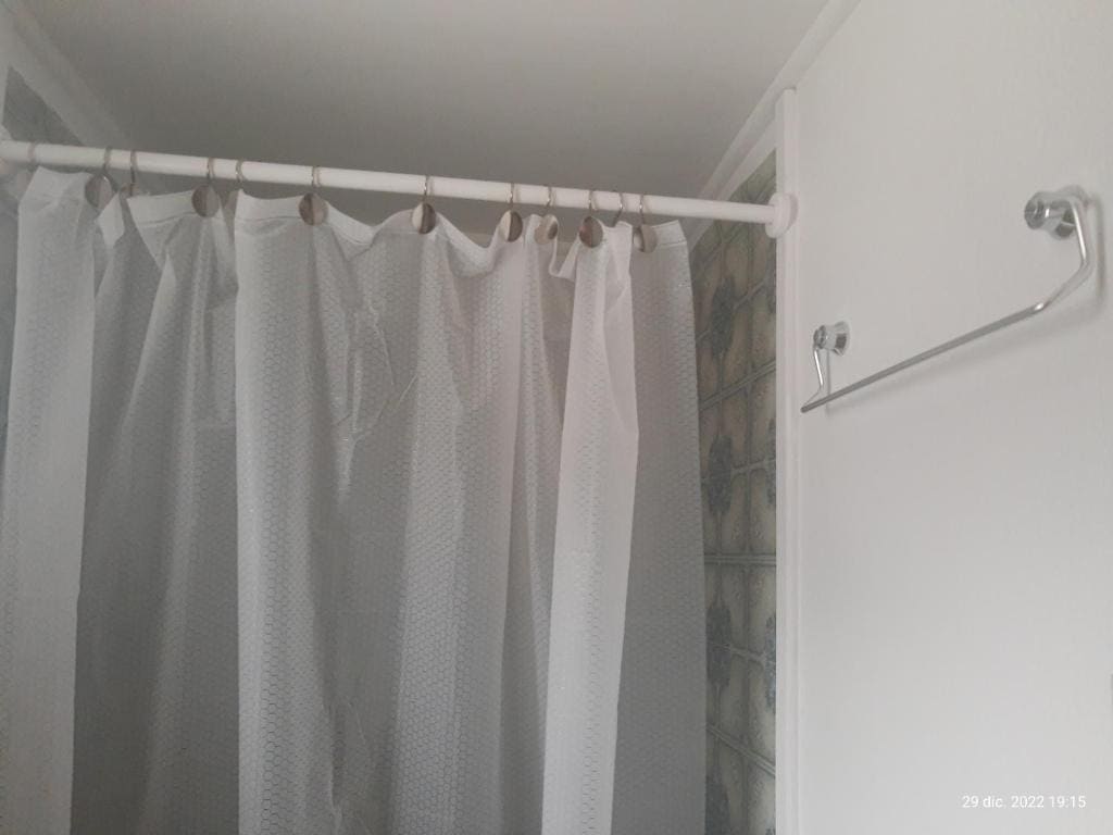 Classic Quadruple Room room - Image 3