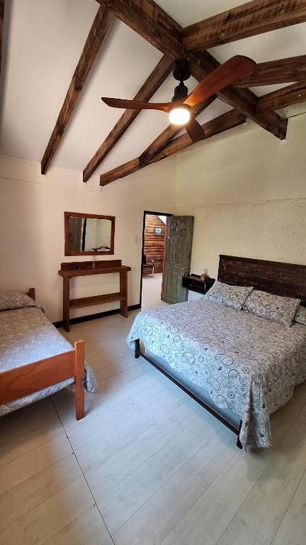 Triple Room with Private Bathroom room - Image 2
