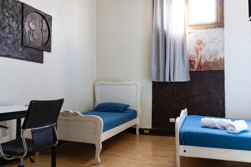 Triple Room with Private Bathroom room - Image 1