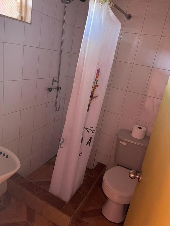 Double Room with Private Bathroom room - Image 2