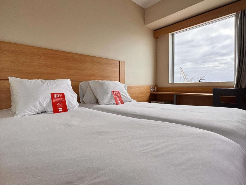Twin Room with Sea View room - Image 3