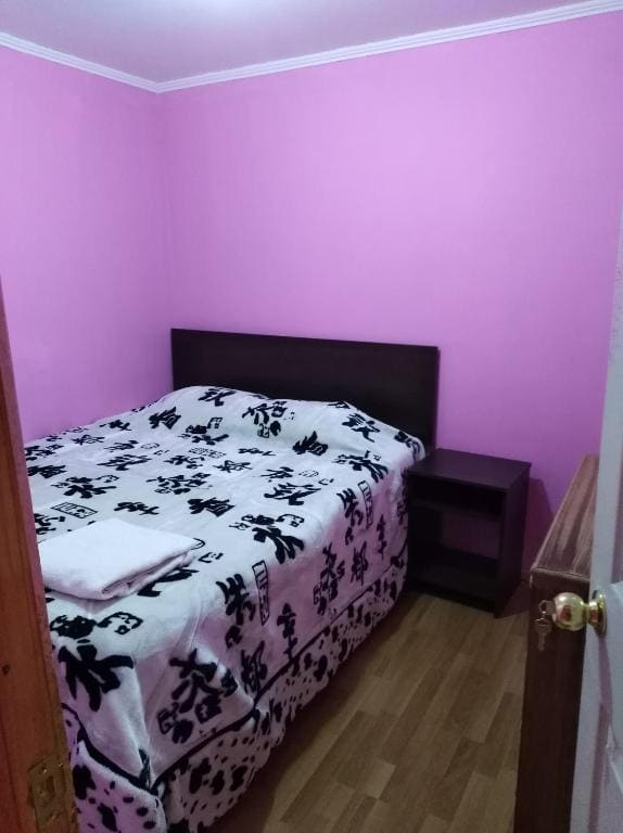 Double Room with Shared Bathroom room - Image 1