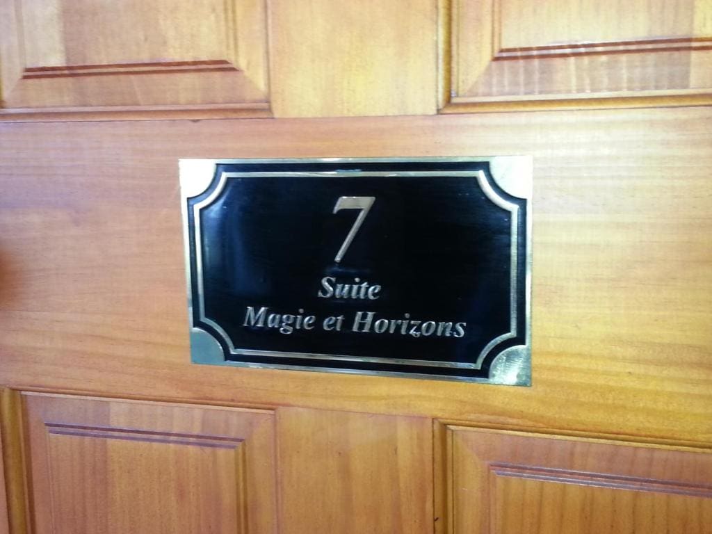 Suite room - Image 3