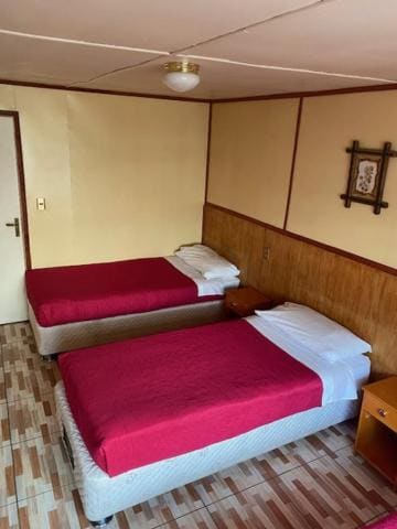Standard Twin Room with Private Bathroom room - Image 1