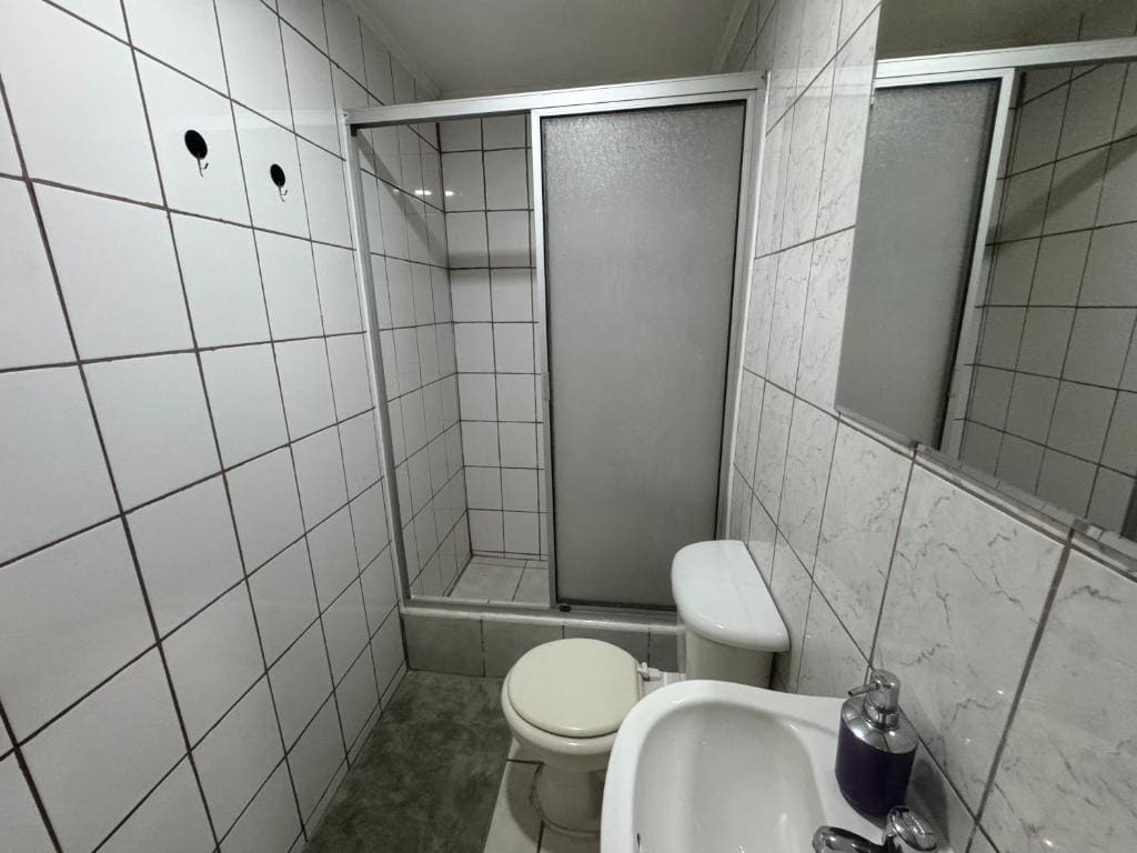 Deluxe Family Room room - Image 2