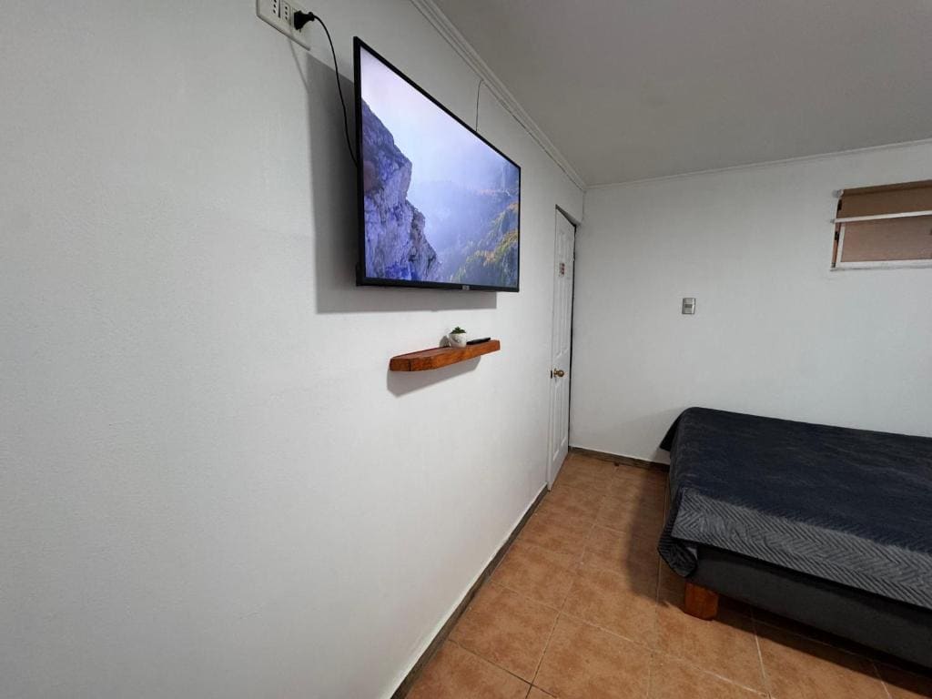 Triple Room with Private Bathroom room - Image 1