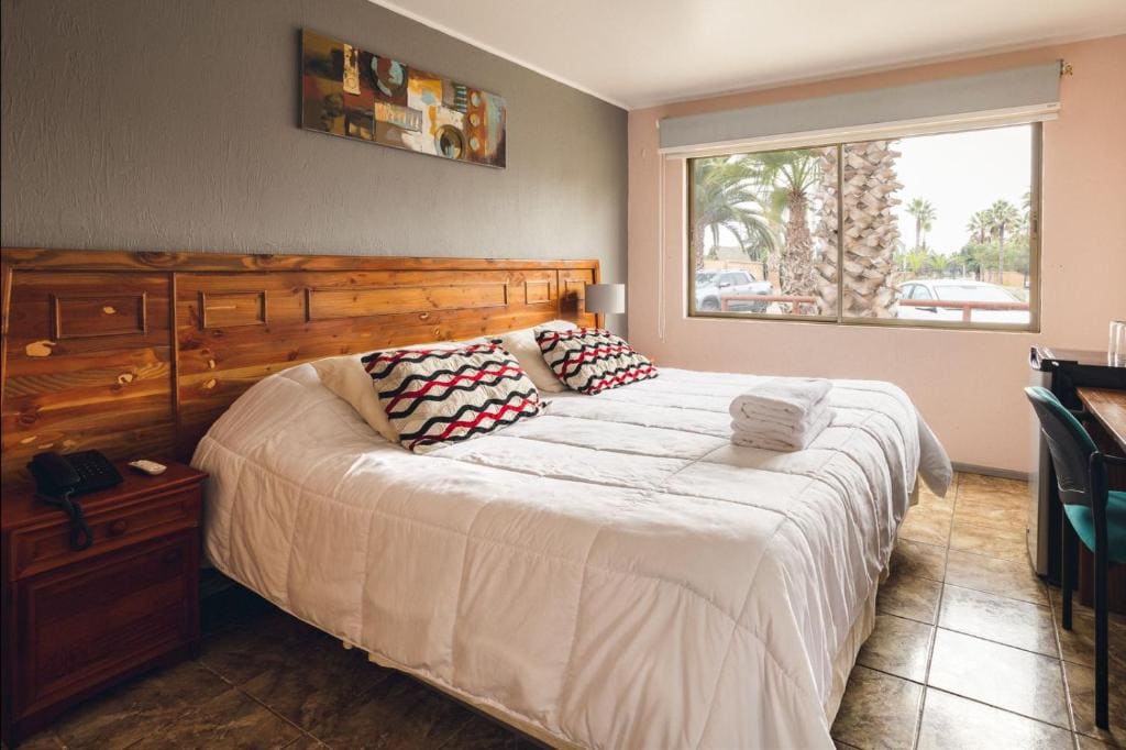 Standard Double Room room - Image 3