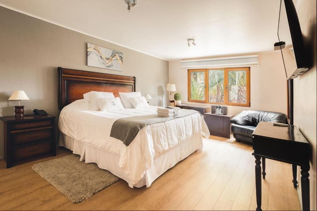 Superior Twin Room room - Image 1