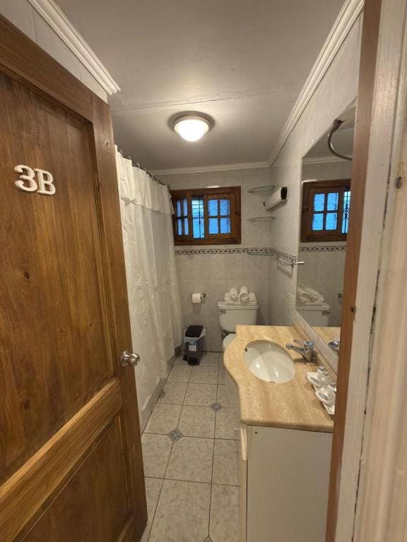 Twin Room with Private External Bathroom room - Image 2