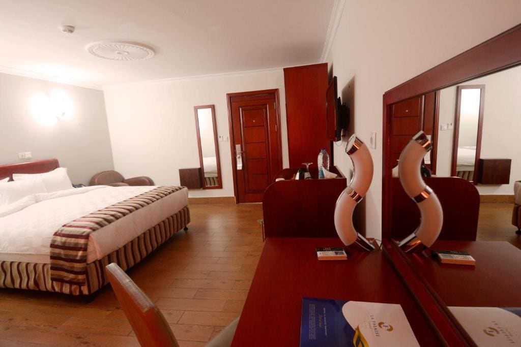 Superior Double Room room - Image 1