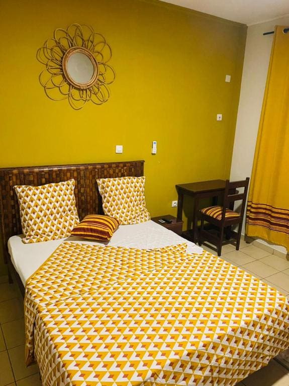 Deluxe Double Room with Bath room - Image 2
