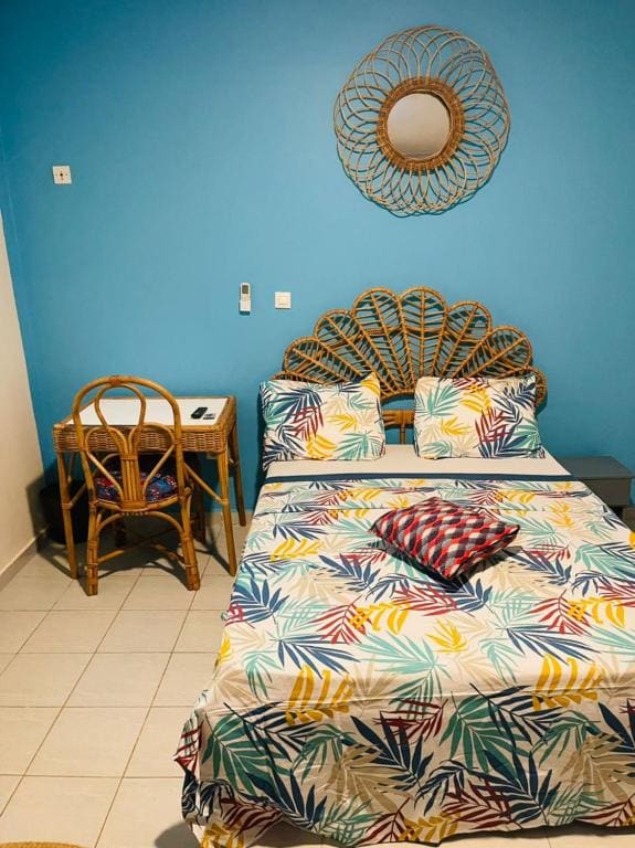 Deluxe Double Room with Bath room - Image 3