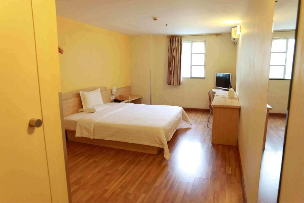 Mainland Chinese Citizens - Special Offer Double Room room - Image 3