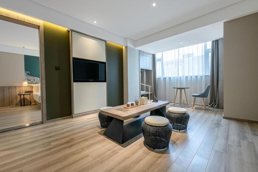 Deluxe Suite room - Image 1