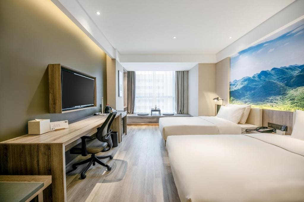 Deluxe Twin Room with City View room - Image 1