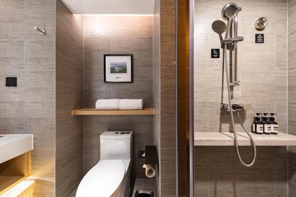 Elegant Double Room room - Image 1