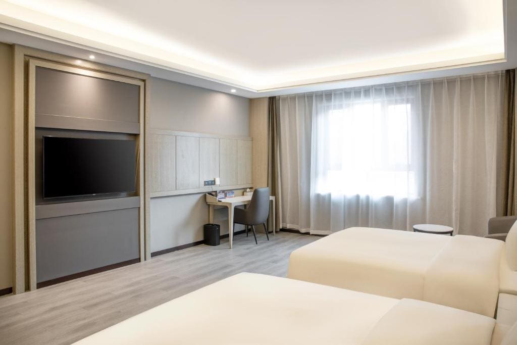 Executive Twin Room room - Image 3