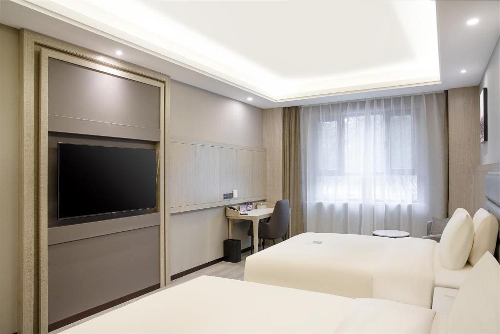 Superior Twin Room room - Image 3