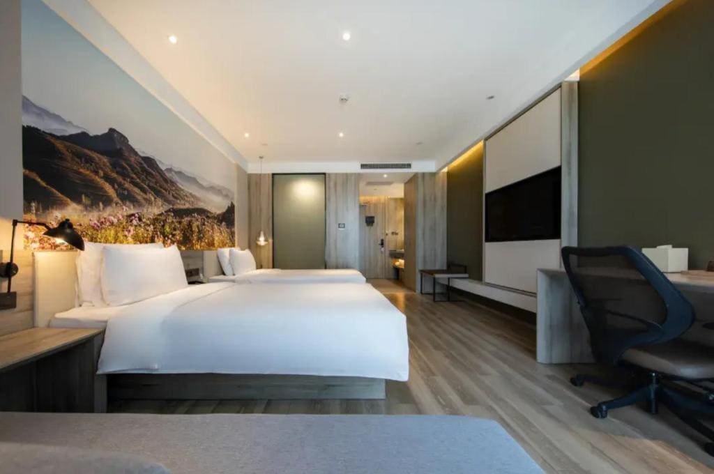 Superior Twin Room room - Image 3