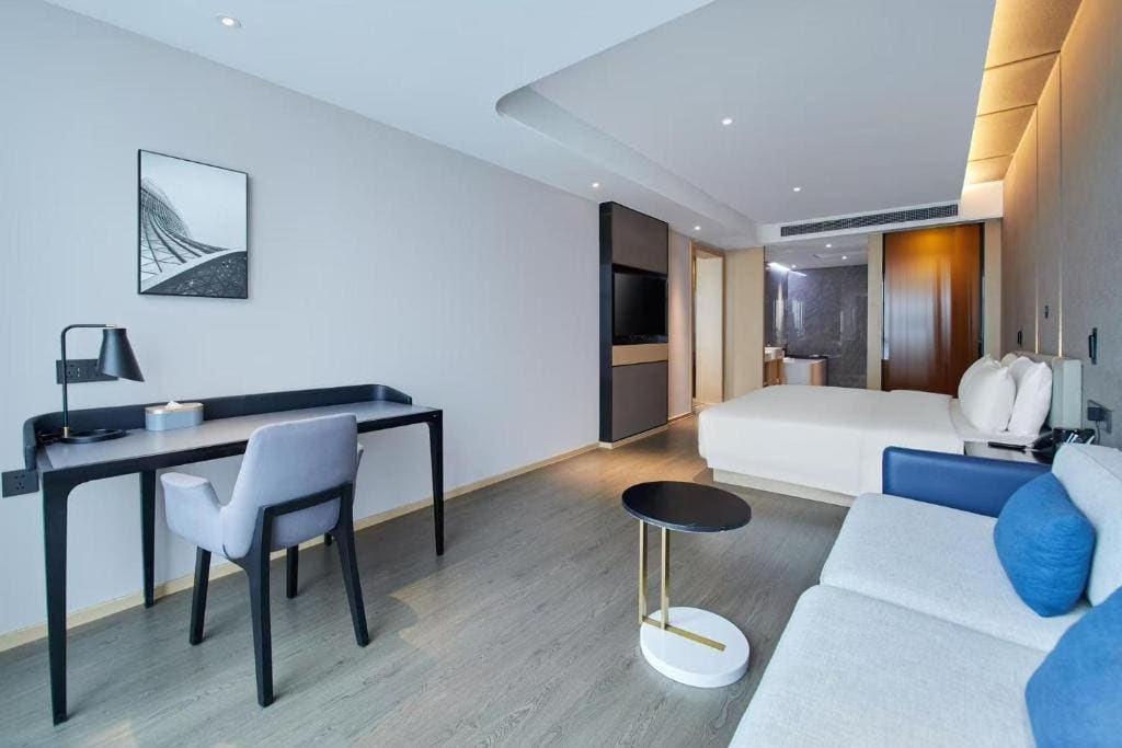 Suite room - Image 2