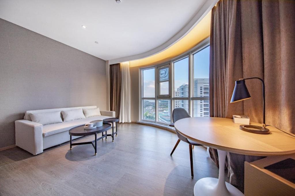 Elegant Double Room room - Image 1