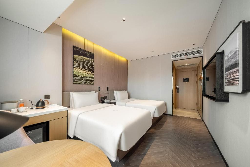 Executive Twin Room room - Image 3