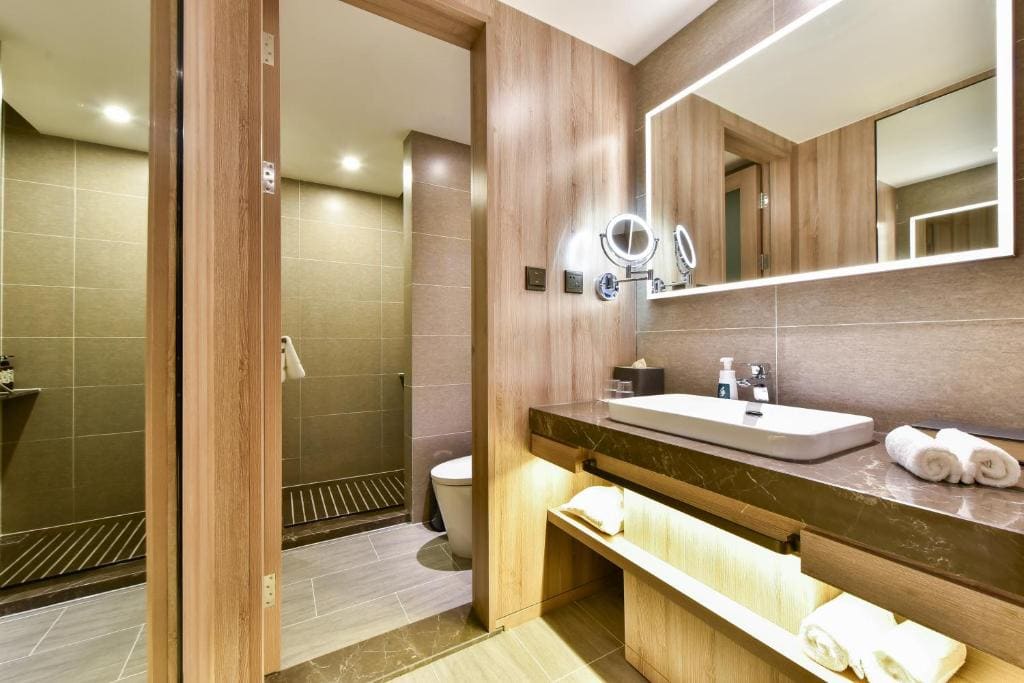 Executive Double Room with Courtyard View room - Image 1