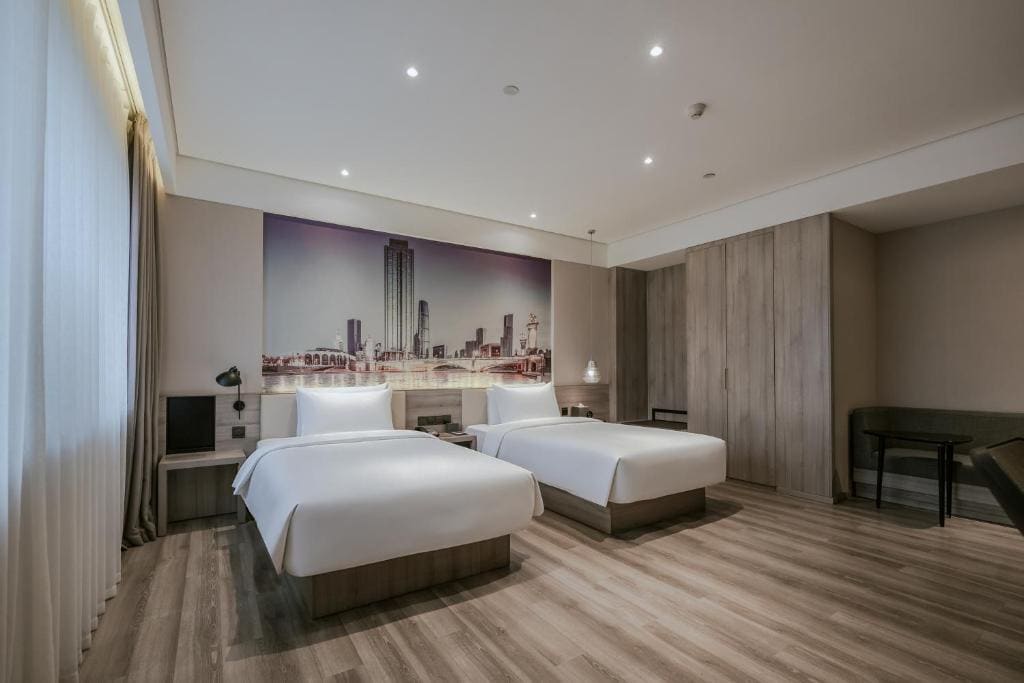 Executive Twin Room room - Image 3