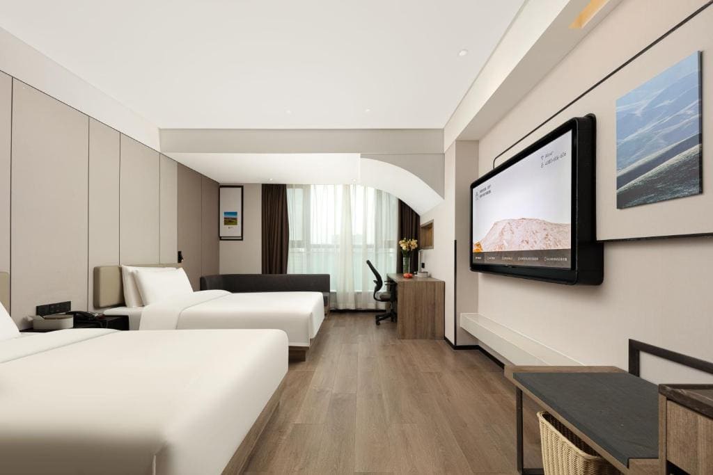 Superior Twin Room room - Image 2