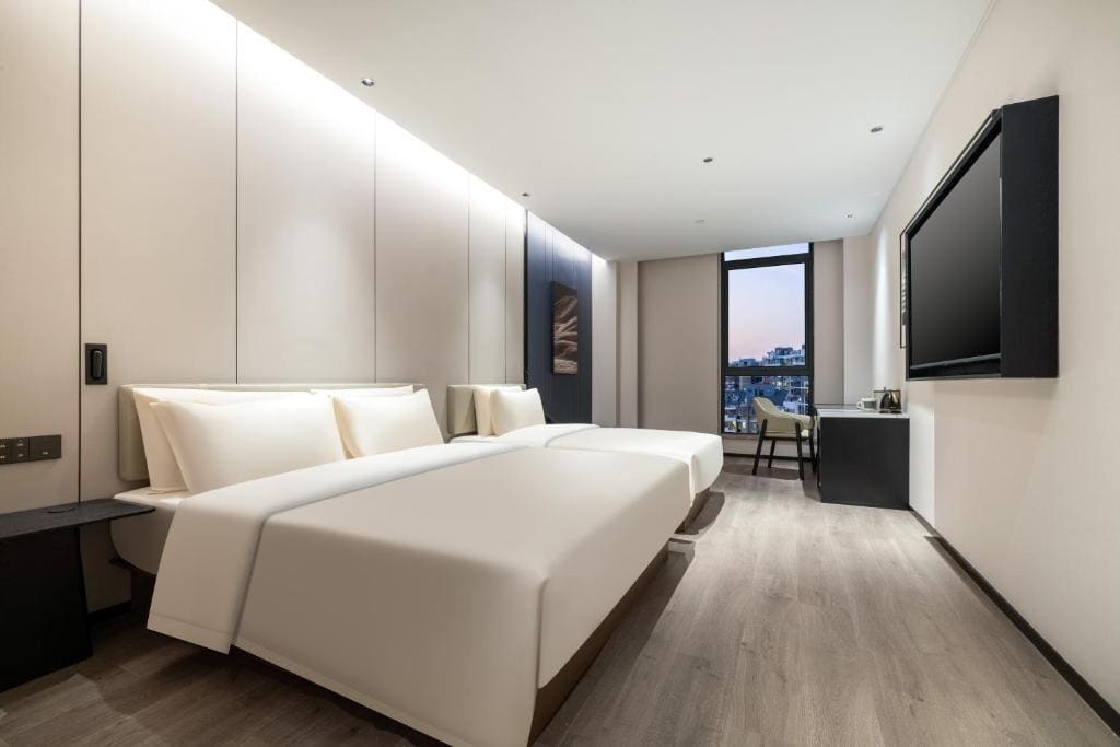 Jimu Family Room room - Image 1
