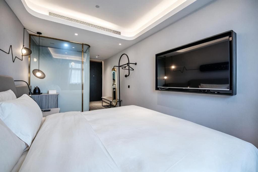 Superior Queen Room room - Image 1