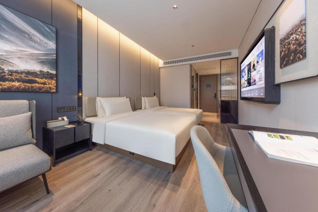 Deluxe Twin Room room - Image 1