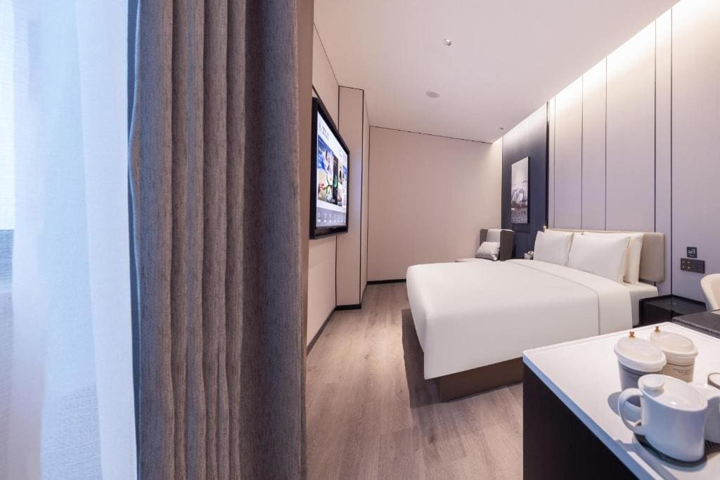 Elegant Double Room room - Image 1