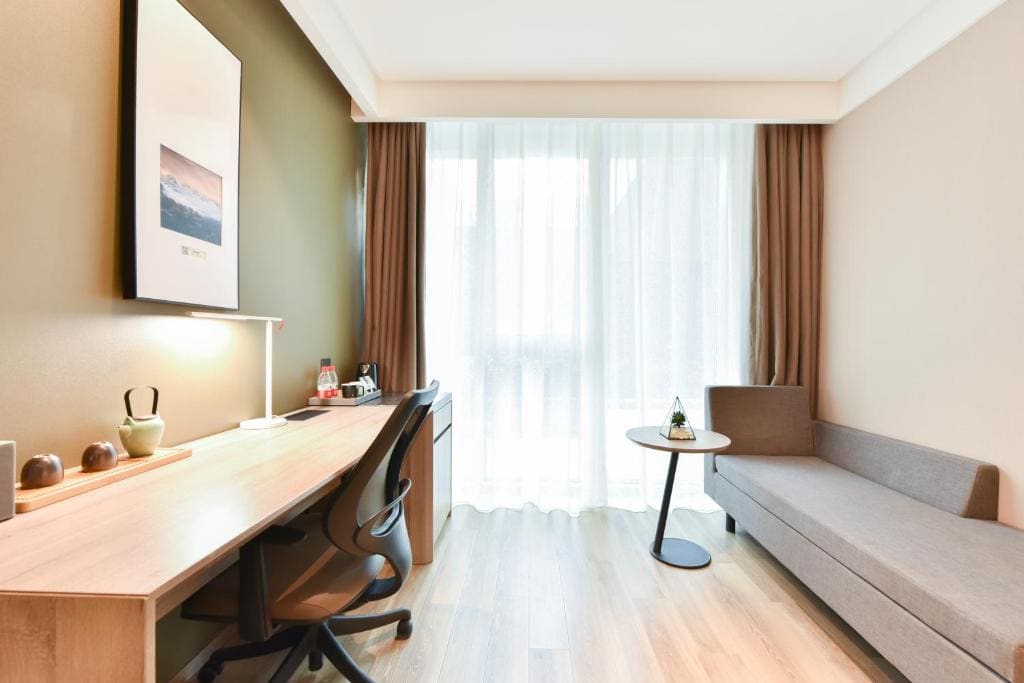 Double Room with Garden View room - Image 1