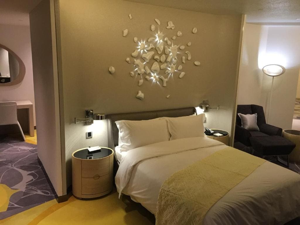 Cosmic Suite room - Image 1