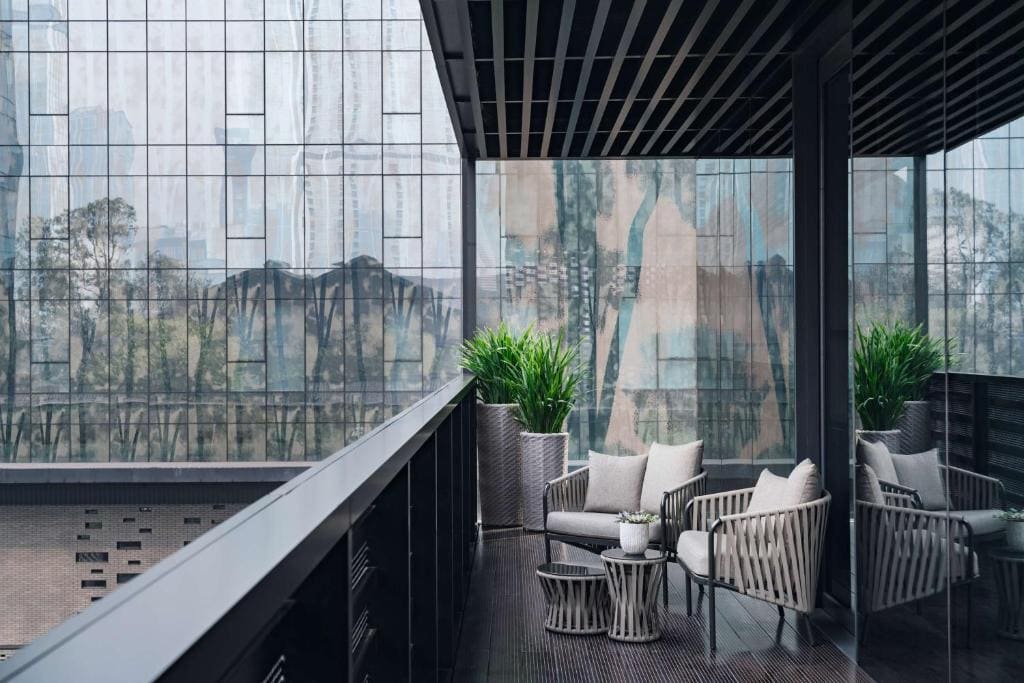 Two-Bedroom Apartment with Balcony room - Image 1