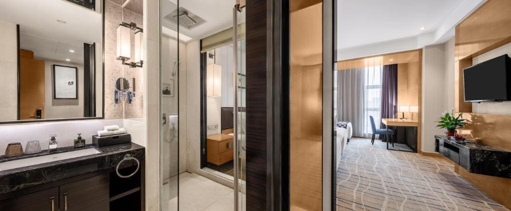 Comfort Triple Room room - Image 2